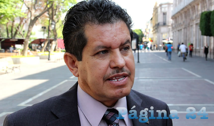Juan Antonio Esparza Alonso y su &ldquo;graciosa hu&iacute;da&rdquo;