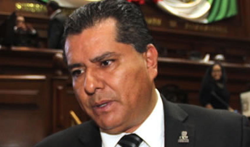 Enrique Juárez Ramírez, diputado del PRI