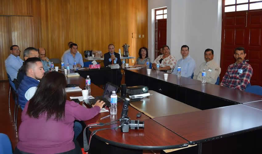 En reunión de gabinete y del Consejo Directivo Pueblo Mágico, su presidente Saúl Landeros, afirmó que la sociedad calvillense aún no sabe que es un Pueblo Mágico