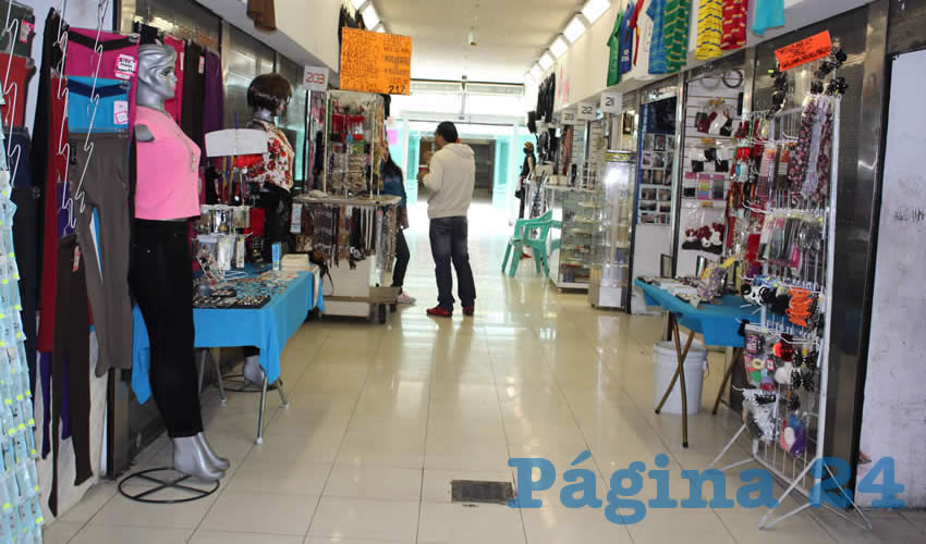 Tanto el encargado de la Comisión de Mercados como el alcalde tapatío deben dar cuenta del estado que guarda la olvidada Plaza Guadalajara, y eventualmente mejorar las condiciones del lugar/Foto: Archivo Página 24
