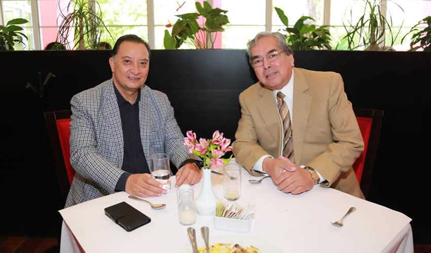 En el restaurante del Hotel Marriott almorzaron Humberto Blancarte Alvarado y el contador p&uacute;blico Horacio Guzm&aacute;n L&oacute;pez, director general de Horacio Guzm&aacute;n y Asociados