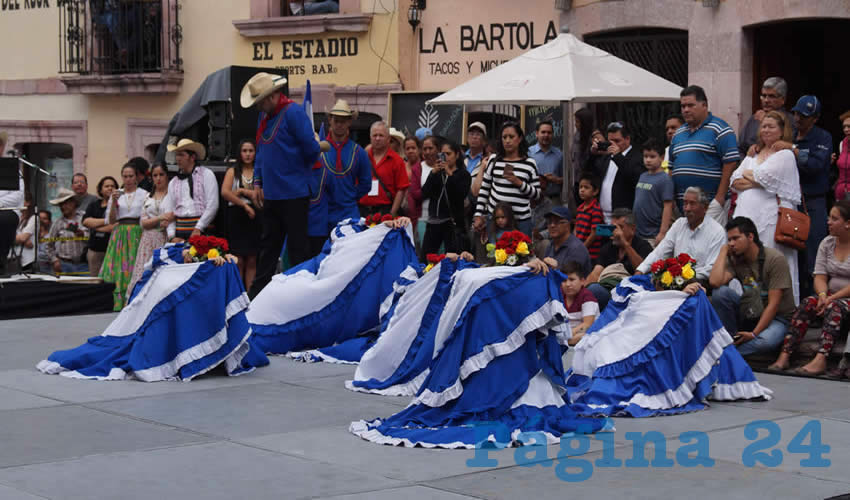 Erick Rivera Martínez: Se caracterizó a la usanza y vestimenta de un sinfín de etnias existentes en este país, “por lo que se podría considerar que recreamos la cultura en general” (Foto: Merari Martínez Castro