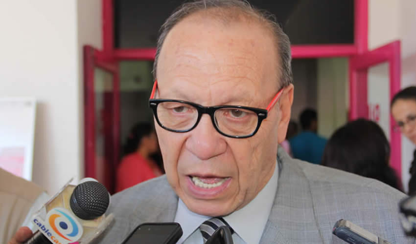 Ernesto Jaime Romero Fr&iacute;as, director de Regulaci&oacute;n Sanitaria del ISSEA