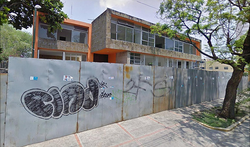 Horizontes Chapultepec tenía la licencia de construcción del ayuntamiento de Guadalajara, por lo que, como le estorbaba la Casa Maisterra, simplemente la destruyó a pesar de las múltiples voces de oposición