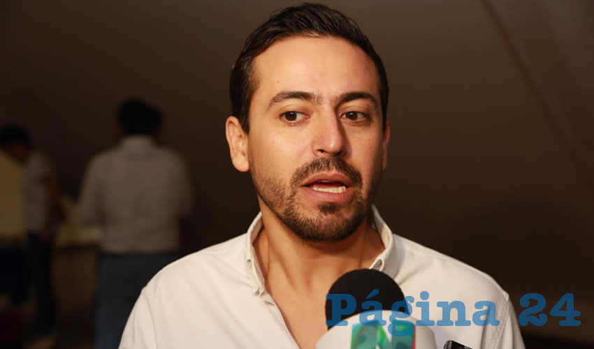 Christian Gutiérrez Márquez, director de Panteones del Municipio (Foto: Eddylberto Luévano Santillán)