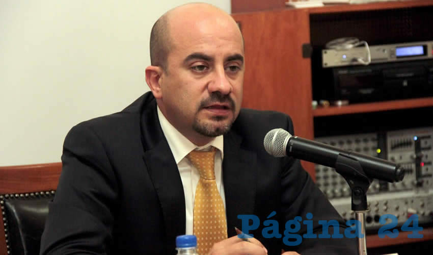 Bajo el argumento de tomar en cuenta las corruptelas denunciadas en torno a Leonel Sandoval Figueroa desde la pasada legislatura, el diputado emecista Ismael del Toro Castro manifestó que su partido –14 votos– se posicionará en contra del nombramiento/Foto: Francisco Tapia 