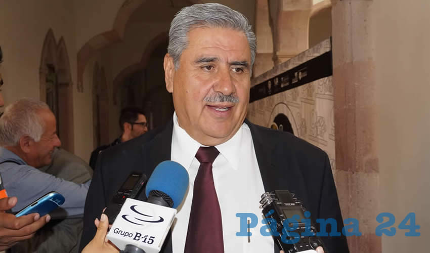 Ubaldo Ávila Ávila: “Siempre en los inicios del ciclo escolar se presentan incrementos entre dos y tres mil alumnos” (Foto: Merari Martínez Castro)