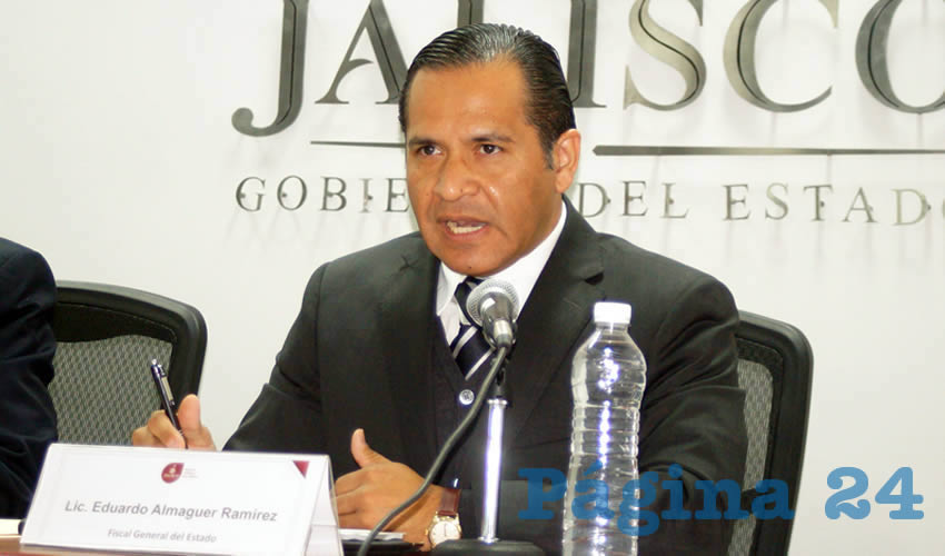 En conferencia de prensa, Eduardo Almaguer Ramírez, fiscal de Jalisco, aseguró que los indicios encontrados en el restaurante “La Vaca” –confrontados con agencias de seguridad– apuntan a que uno de los secuestrados del lugar es Alfredo Guzmán Salazar, de 29 años, hijo de “El Chapo” Guzmán/Foto: Archivo Página 24