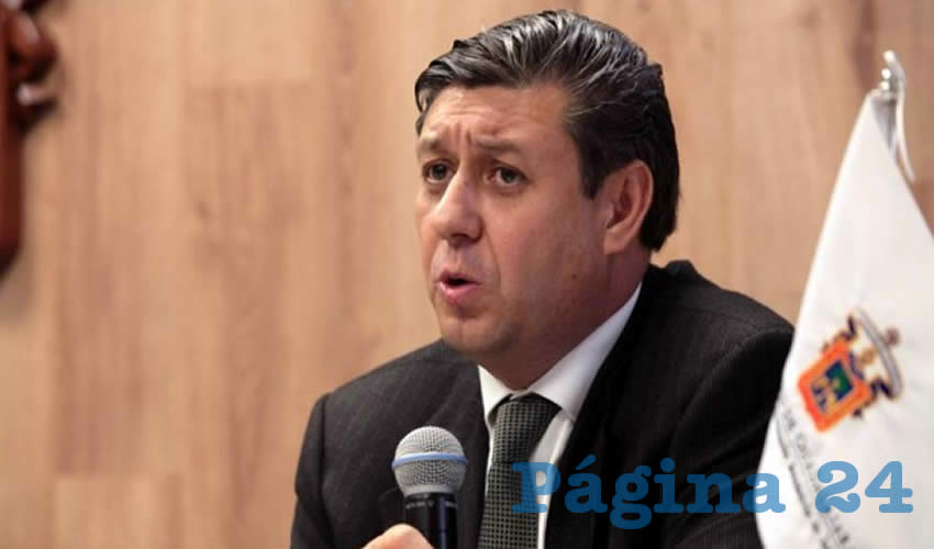 El académico Francisco Jiménez Reynoso exhortó a la ciudadanía a no entrar en pánico y no hacer caso de los mensajes que circulan en redes/Fotos: Cortesía