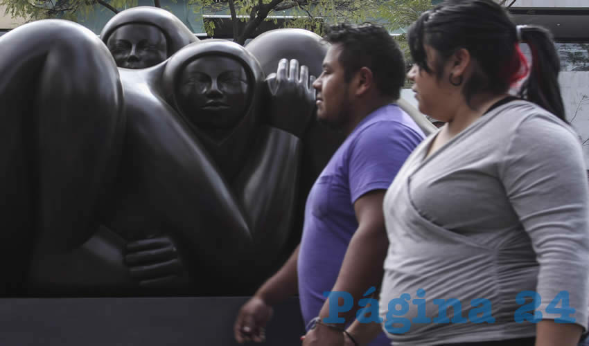 A consecuencia de su condición, nueve de cada diez personas que padecen sobrepeso sufren tos crónica, irritación en la garganta, resequedad, cambios en la voz y ronquera, según especialistas del seguro social/Foto: Cuartoscuro 