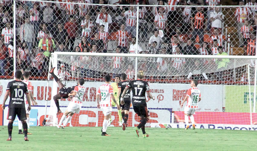 Es as&iacute; que los fronterizos gestaron las &uacute;ltimas jugadas de peligro (Fotos: Juan Fernando Reyes Ortega