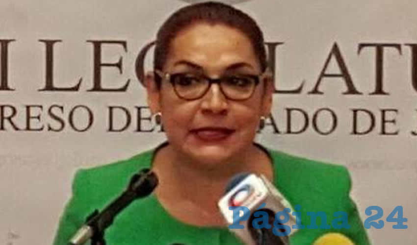 La diputada priísta Refugio Ruiz Moreno señaló la importancia y urgencia de actuar a favor de las víctimas, ya que estas prácticas pegan en la sociedad cuando se comienza a hacer mal uso de cualquier material sexual o erótico derivado de alguna venganza/Foto: Francisco Tapia 