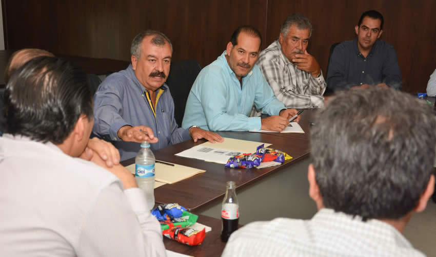 Martín Orozco Sandoval se reunió con el Consejo Directivo de la Unión Ganadera Regional