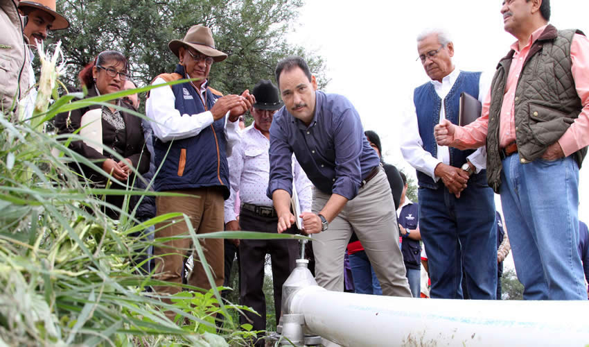 Autoridades municipales, estatales y federales refrendaron compromiso con el sector pecuario