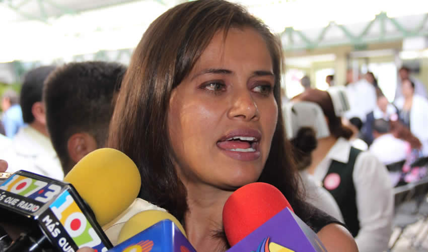 Gema Alicia Ortiz Mascota, presidenta de la Asociación Estatal de Padres de Familia