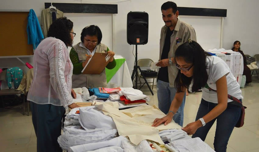 El fondo Nacional para el Fomento de las Artesanías, se hizo presente en Calvillo y adquirió prendas de bordados, deshilados y blancos, por 100 mil pesos