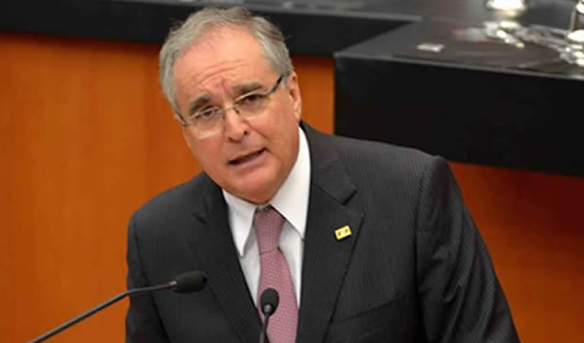 El senador Miguel Romo, vicecoordinador del Grupo Parlamentario del PRI