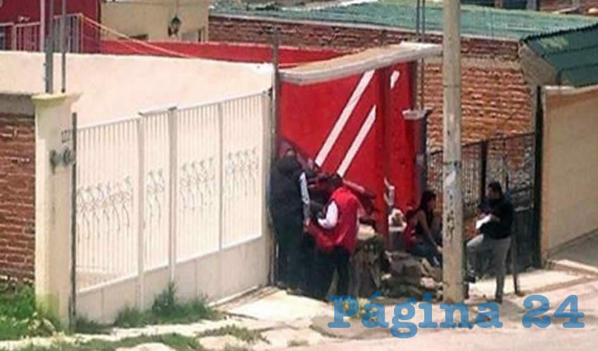 En esta casa de la calle Arturo Romo Gutiérrez, colonia J. Santos Bañuelos de esta capital, fue baleado un joven de escasos 16 años de edad el cual se encuentra al borde de la muerte