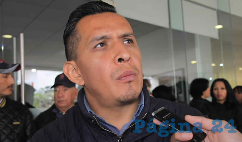 Juan Ernesto Carmona Sánchez: “Esto lo venimos arrastrando desde hace un año y medio, pues en junio de 2015 cerramos las instalaciones para que voltearan la mirada hacia nosotros, pero sólo quedó en veremos, lo que queremos es que sea algo conciso y verdadero” (Foto: Rocío Castro Alvarado)