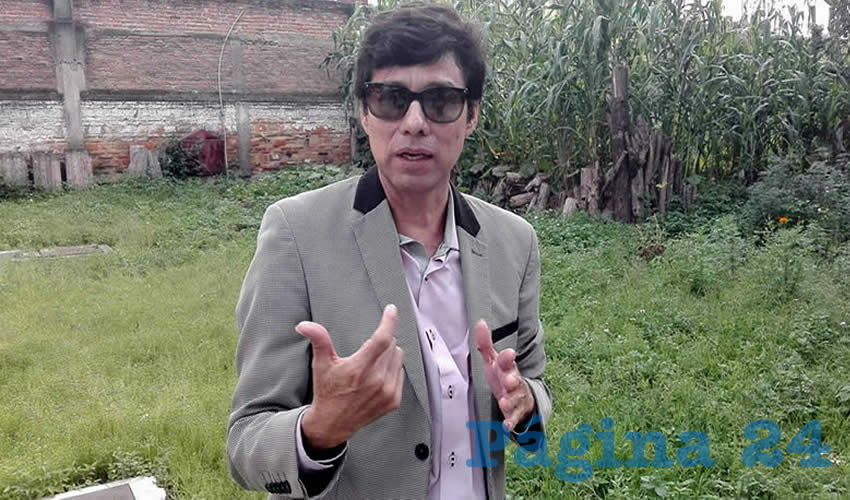 Eduardo Carvajal, director del plantel, criticó que si la escuela está así, es porque el supervisor no ha puesto de su parte, pese a que “tiene 13 años en esta institución, no puede ser que no se dé cuenta de esto”, tronó