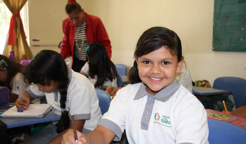 En esta ocasi&oacute;n las becas representan un ingreso familiar adicional de 700 pesos, para los ni&ntilde;os de educaci&oacute;n primaria