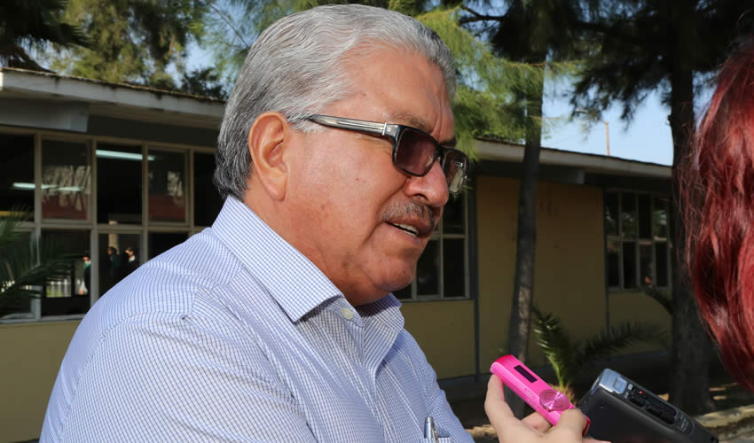 Francisco Díaz Alvarado, director de Educación Básica del IEA (Foto: Eddylberto Luévano Santillán)
