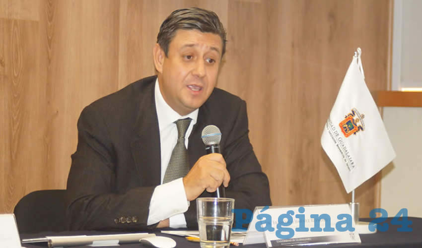 En Jalisco, el fiscal “termina siendo un empleado del gobernador, muy lejos de ser un abogado del pueblo, un fiscal con independencia; también el artículo 14 del reglamento del municipio de Guadalajara y de las demás corporaciones señala que el aspirante a ser comisionado, debe acreditar, mostrar experiencia para el cargo al que aspira”, tronó Francisco Jiménez Reynoso/Foto: Archivo Página 24