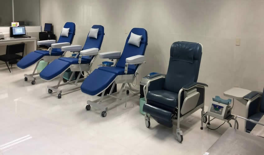 Se redistribuyeron los espacios para generar &aacute;reas de trabajo y salas de espera m&aacute;s amplias, funcionales y confortables