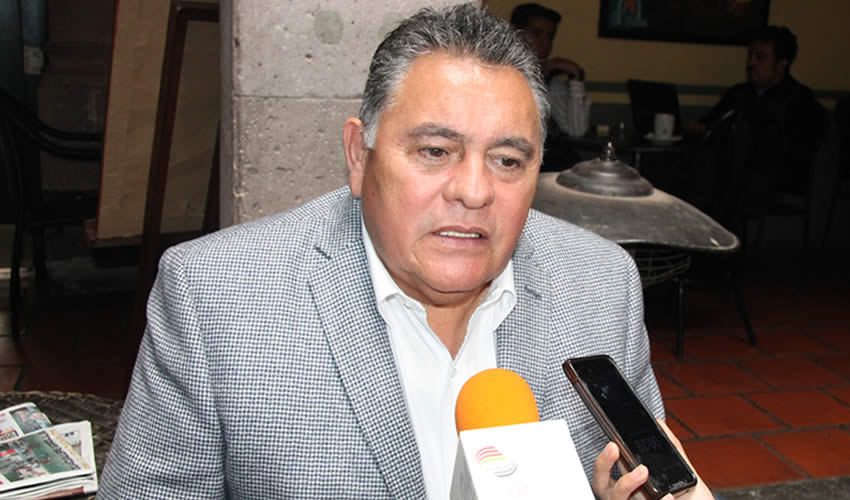 Arturo Ortiz Méndez: Tiene que haber una reflexión al respecto, que entre todos los dirigentes de los partidos políticos se haga un esfuerzo y gala del oficio político para la construcción de una candidatura única y de amplio consenso, colocar a una hombre o mujer que pueda hacer acuerdo con todos (Foto: Rocío Castro)