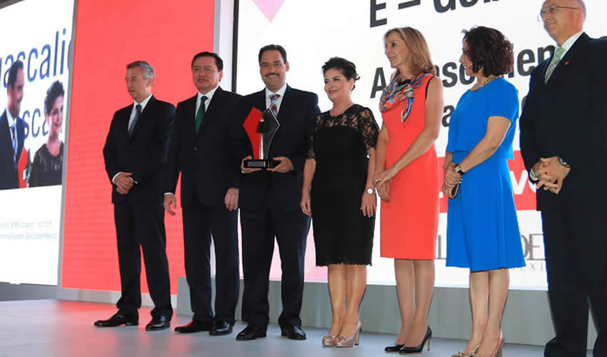 En el marco de su séptimo aniversario, Alcaldes de México destacó el desempeño del Gobierno Municipal en materia de aplicación de tecnologías electrónicas