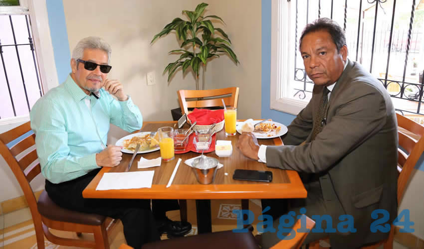 En el restaurante Azul Catedral compartieron el primer alimento de la ma&ntilde;ana Sergio Mart&iacute;n del Campo Gonz&aacute;lez, agente de fianzas, y Mario Alberto Saucedo L&oacute;pez, abogado