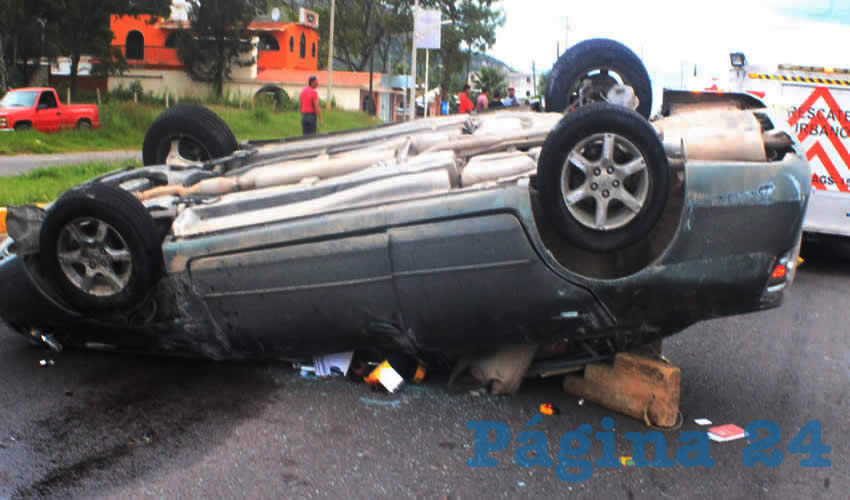 El aparatoso percance ocurri&oacute; sobre la carretera a Calvillo
