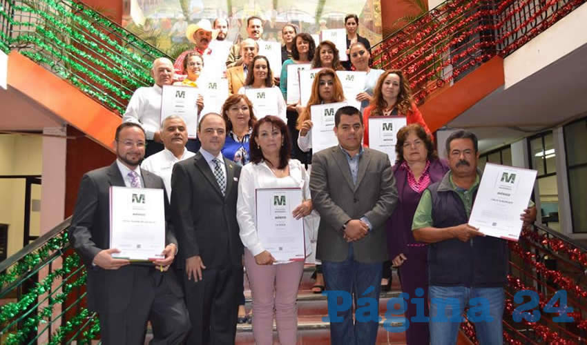 El comit&eacute; Pueblo M&aacute;gico hizo entrega de reconocimientos a los empresarios calvillenses