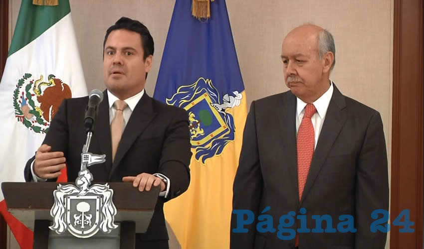 “Le acepté (la invitación al gobernador) porque hace meses que dejé el encargo en el Congreso y estaba disfrutando muy a gusto pero a ratos me aburría, entonces dije, hay que ponernos a trabajar, hay que ser productivos”, manifestó Rafael González Pimienta tras tomar protesta como funcionario estatal/Foto: Francisco Andalón López 