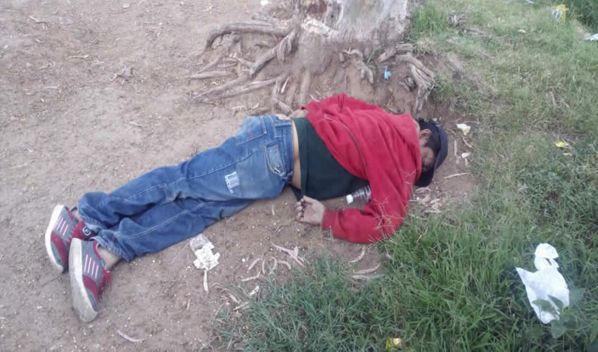 Sobre su botella de Tonaya, muri&oacute; el conocido ebrio &ldquo;El Tachi&rdquo;