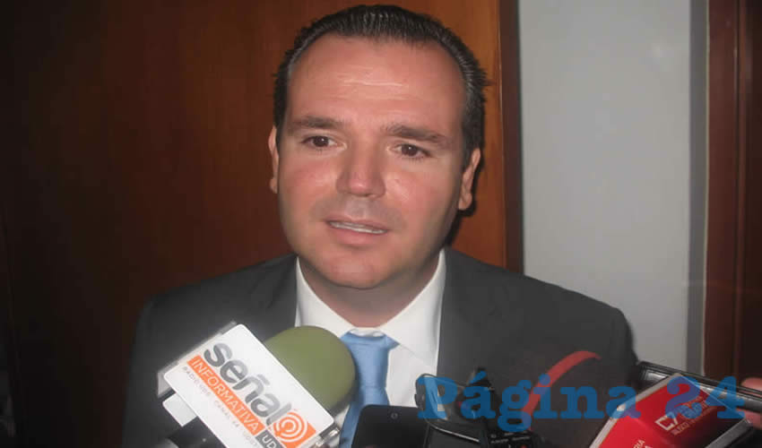 “Hay violencia dentro de la dependencia que combate la inseguridad en nuestro estado. Es un fracaso, por eso como lo hemos dicho, el gobernador debe replantearse las estrategias de seguridad y tendrá que pensar en nombrar y proponer un nuevo fiscal”, demandó el diputado panista Miguel Monraz/Foto: Francisco Tapia 