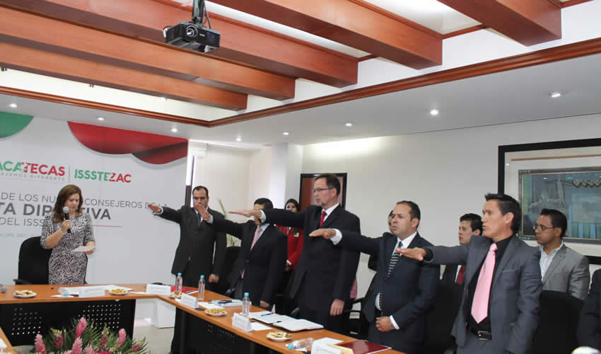 La Secretaria General de Gobierno tomó la protesta de ley a los consejeros
