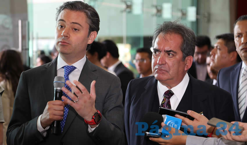 Aurelio Nuño, secretario de Educación Pública, y Carlos Lozano, gobernador del Estado (Foto: Eddylberto Luévano Santillán)