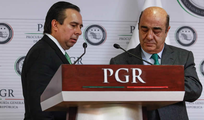 El presidente de México mandó construir la “verdad histórica” en torno a los hechos de la noche de Iguala, teniendo como comparsas a Tomás Zerón y a Jesús Murillo Karam, actual comisionado nacional de Seguridad y ex titular de la PGR respectivamente, para negar los hechos en que se demuestra que el Estado mexicano perpetró las desapariciones/Foto: Cuartoscuro