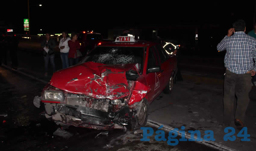 Listo para la chatarra, el taxi que conduc&iacute;a Gustavo Salazar L&oacute;pez