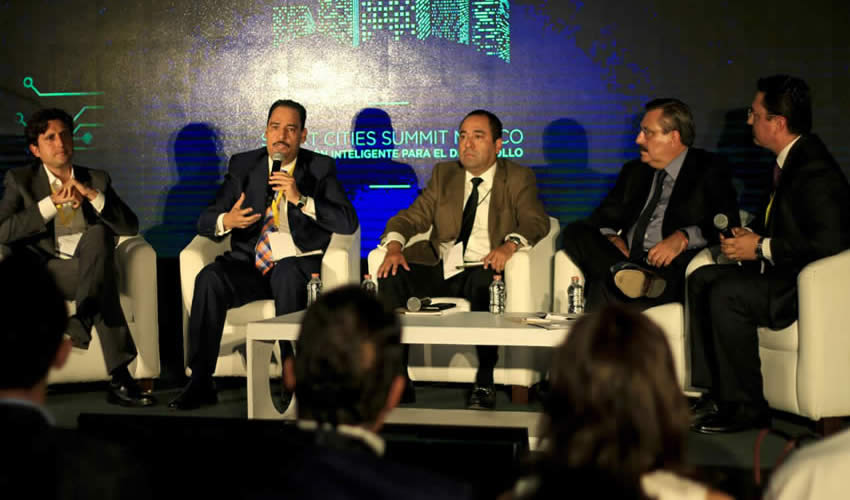 El presidente municipal compartió modelos de éxito de su administración