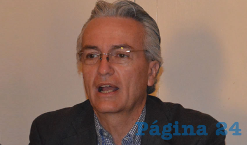 Alfonso Petersen Farah, regidor panista del Ayuntamiento de Guadalajara: “En 2015, el presupuesto fue de 3 mil 80 millones de pesos y en este año aumentó a 3 mil 609 millones de pesos... el número de contrataciones se incrementó, hoy el Ayuntamiento de Guadalajara tiene 280 burócratas más”/Foto: Francisco Tapia
