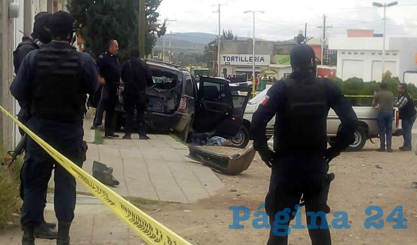 Río Grande, Zac.- Policías estatales preventivos, “Pepes”, se enfrentaron a los delincuentes, abatiendo a uno de ellos e hiriendo a tres más