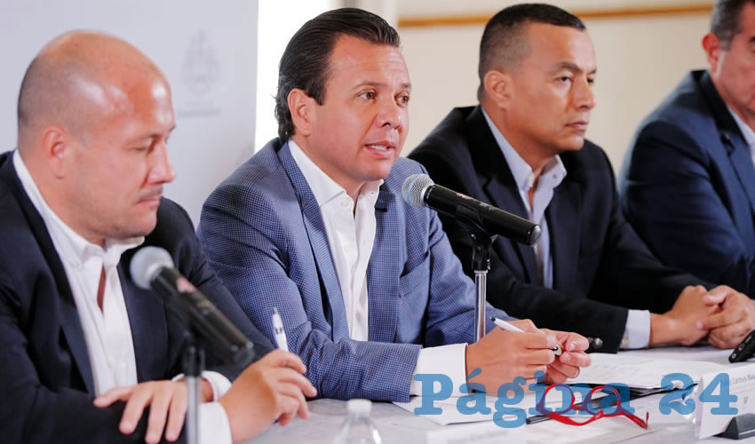 El alcalde Pablo Lemus, por su parte, manifestó que se intervendrá 30 por ciento de las vialidades del municipio, lo que –dijo– equivale a poco más de un millón de metros cuadrados en un aproximado de 250 colonias 
