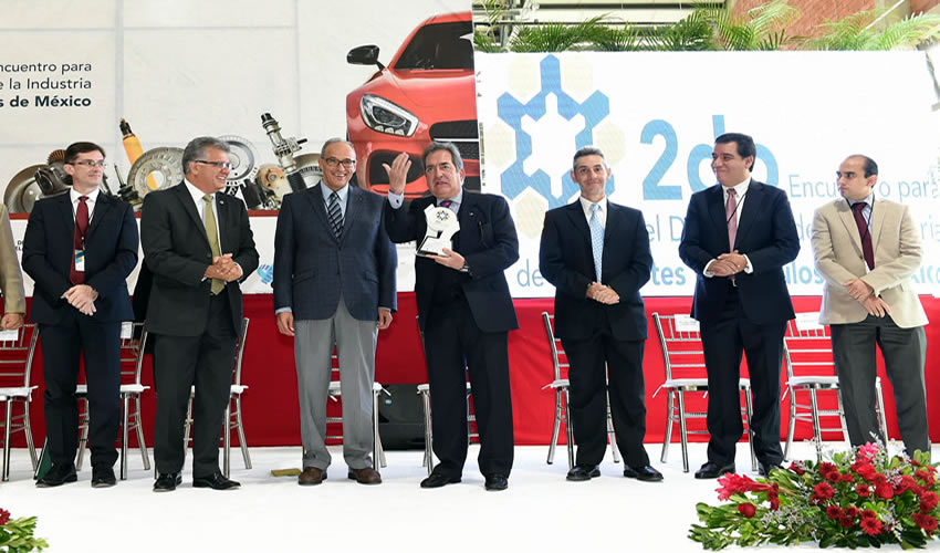 Se inaugur&oacute; el Segundo Encuentro para el Desarrollo de la Industria de Autopartes y Veh&iacute;culos de M&eacute;xico