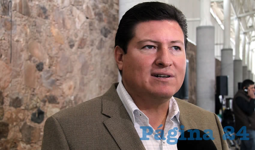 Adolfo Bonilla Gómez: “No defendamos a gente que no merece ser defendida. Han pasado casi cinco años que tuvimos el problema de la sequía del 2011 y hay quienes ya pagaron los adeudos” (Foto: Rocío Castro Alvarado)