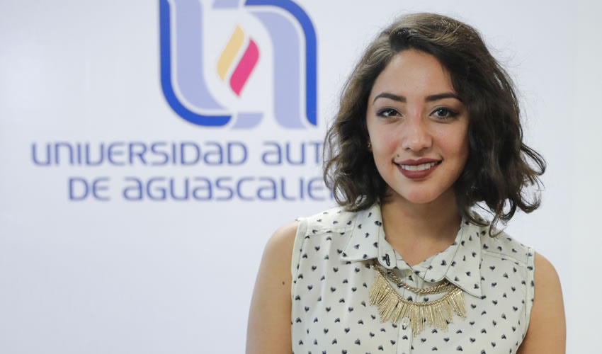 Alma Guadalupe Medina Ram&iacute;rez, estudiante de Dise&ntilde;o de Modas en Indumentaria y Textiles gan&oacute; en la categor&iacute;a de Compromiso Social con el proyecto &ldquo;Paki Poua&rdquo;