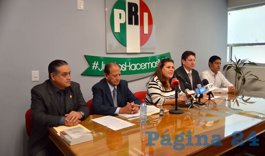 Rueda de prensa: &ldquo;Los consejeros actuaron de forma ineficiente, omisa e ilegal, poniendo en riesgo el proceso electoral... ante estas irregularidades y las denunciadas con anterioridad como la aparici&oacute;n de boletas electorales, la intromisi&oacute;n del alcalde en la elecci&oacute;n que ha sido ya confirmada, y muchas otras graves faltas que hemos demostrado y hecho p&uacute;blicas; confiamos en que la anulaci&oacute;n de la elecci&oacute;n se ver&aacute; fortalecida&rdquo;