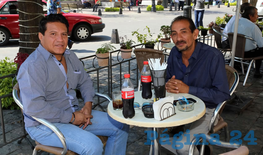 En Caf&eacute; Catedral departieron Juventino de Lira Mora y Ricardo Barba Parra
