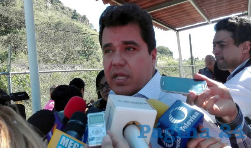 Según Bernardo Gutiérrez Navarro, titular del Centro Jalisco de la SCT, a partir de esta semana se reiniciaría la obra luego de haber obtenido 35 millones de pesos de parte de Hacienda, con lo que podrá ser concluida para finalmente beneficiar a los miles de automovilistas que por ahí transitan